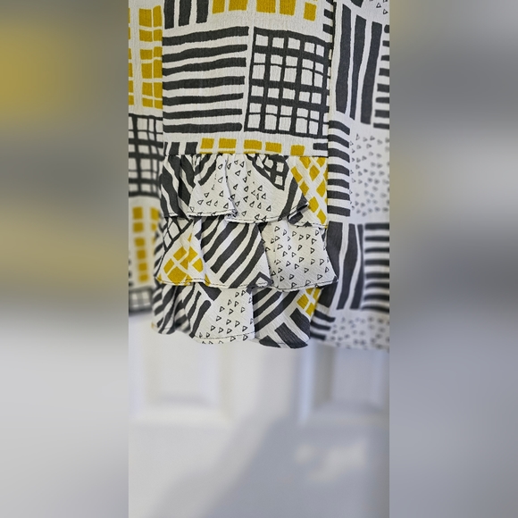 Ruffled blouse - Picture 4 of 6